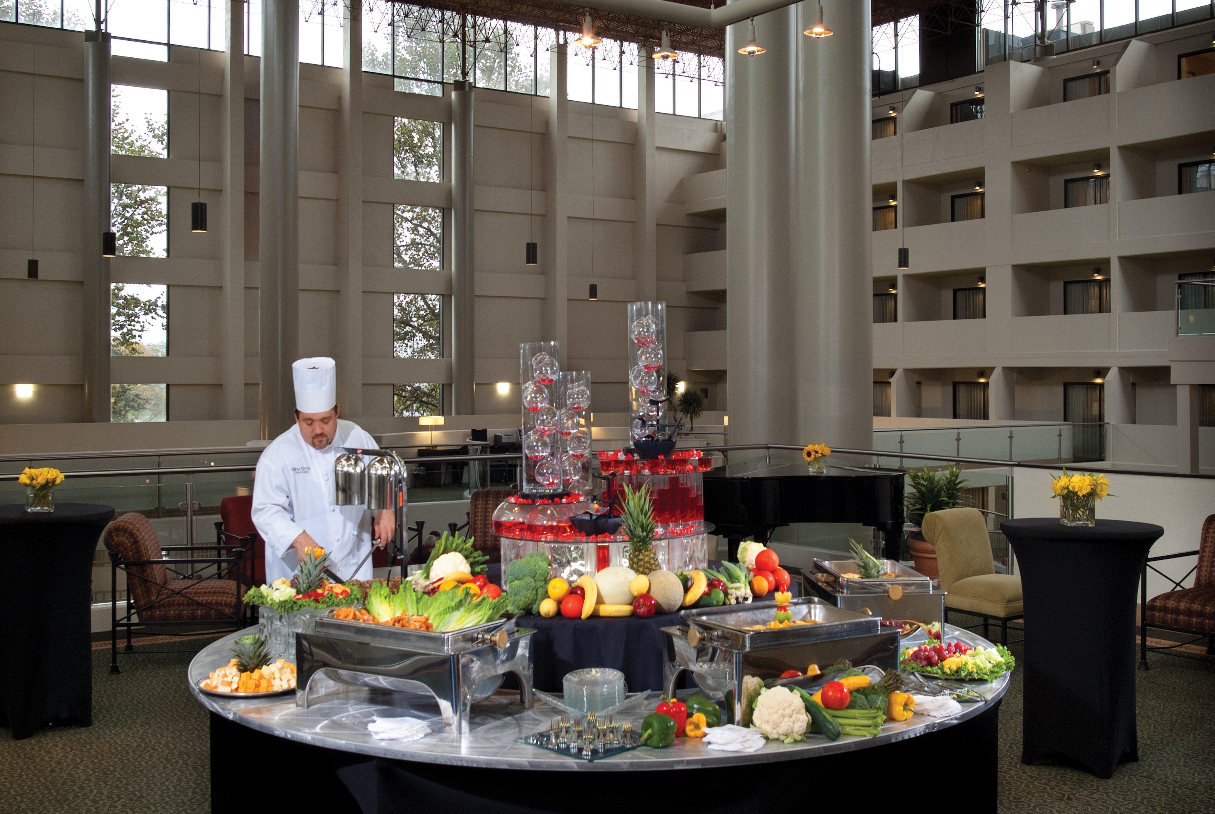 Crowne Plaza Indianapolis-Airport By Ihg Hotel Exterior photo